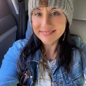 Meet your Posher, Deana